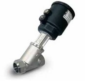 Welding connection for piston valves